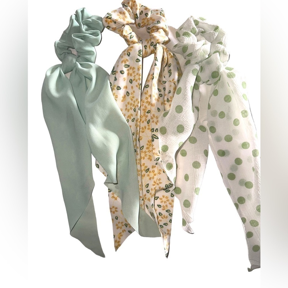Bundle of three yellow‎ and spring green scrunchie ponytail scarves .NWOT